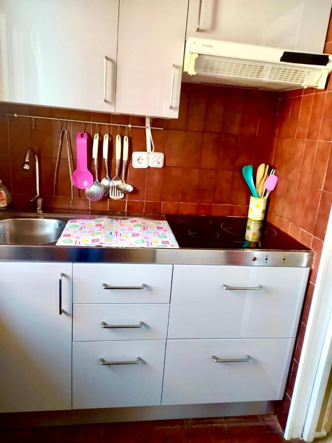 Atico Isaac Albeniz Apartment ลาปีเนดา ภายนอก รูปภาพ