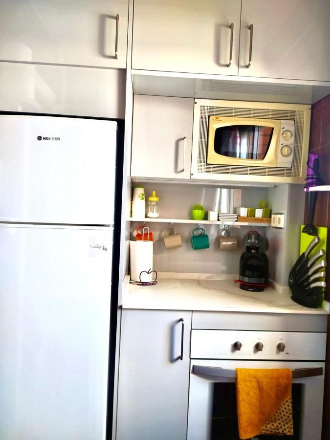 Atico Isaac Albeniz Apartment ลาปีเนดา ภายนอก รูปภาพ